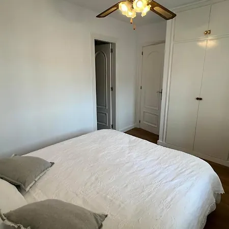 Bonito Duplex En Con Vistas Al Mar Cerca De La Playa Av-31 *