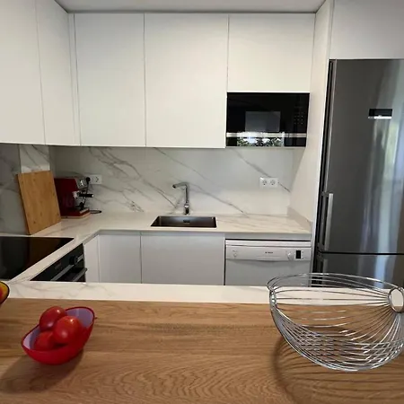 Bonito Duplex En Con Vistas Al Mar Cerca De La Playa Av-31 דירה *
