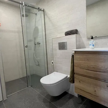 Apartamento Bonito Duplex En Con Vistas Al Mar Cerca De La Playa Av-31