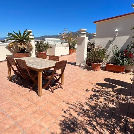 Apartamento Bonito Duplex En Con Vistas Al Mar Cerca De La Playa Av-31